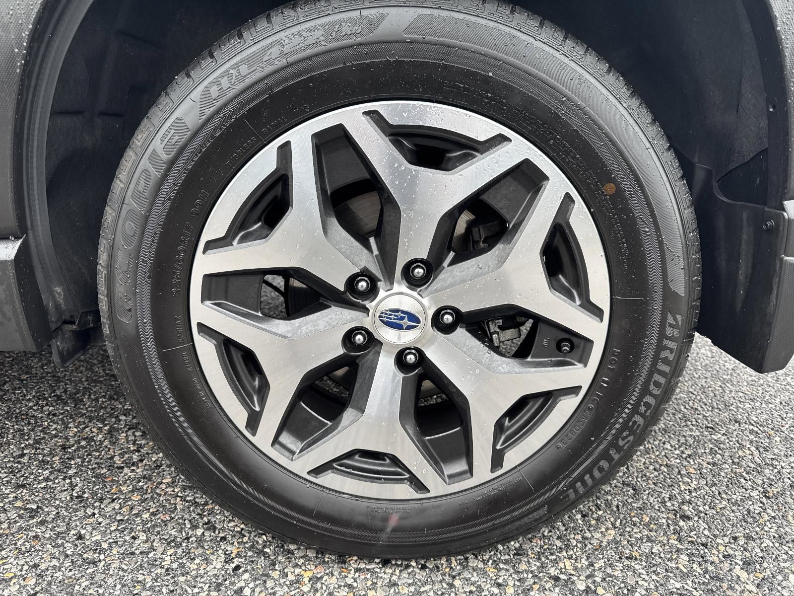 2023 Subaru Forester Premium CVT