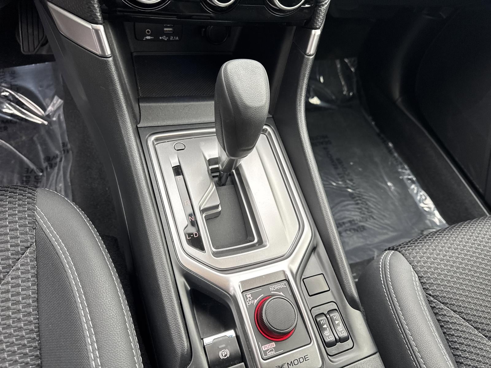 2023 Subaru Forester Premium CVT