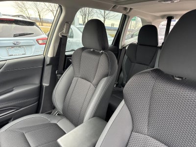 2023 Subaru Forester Premium CVT