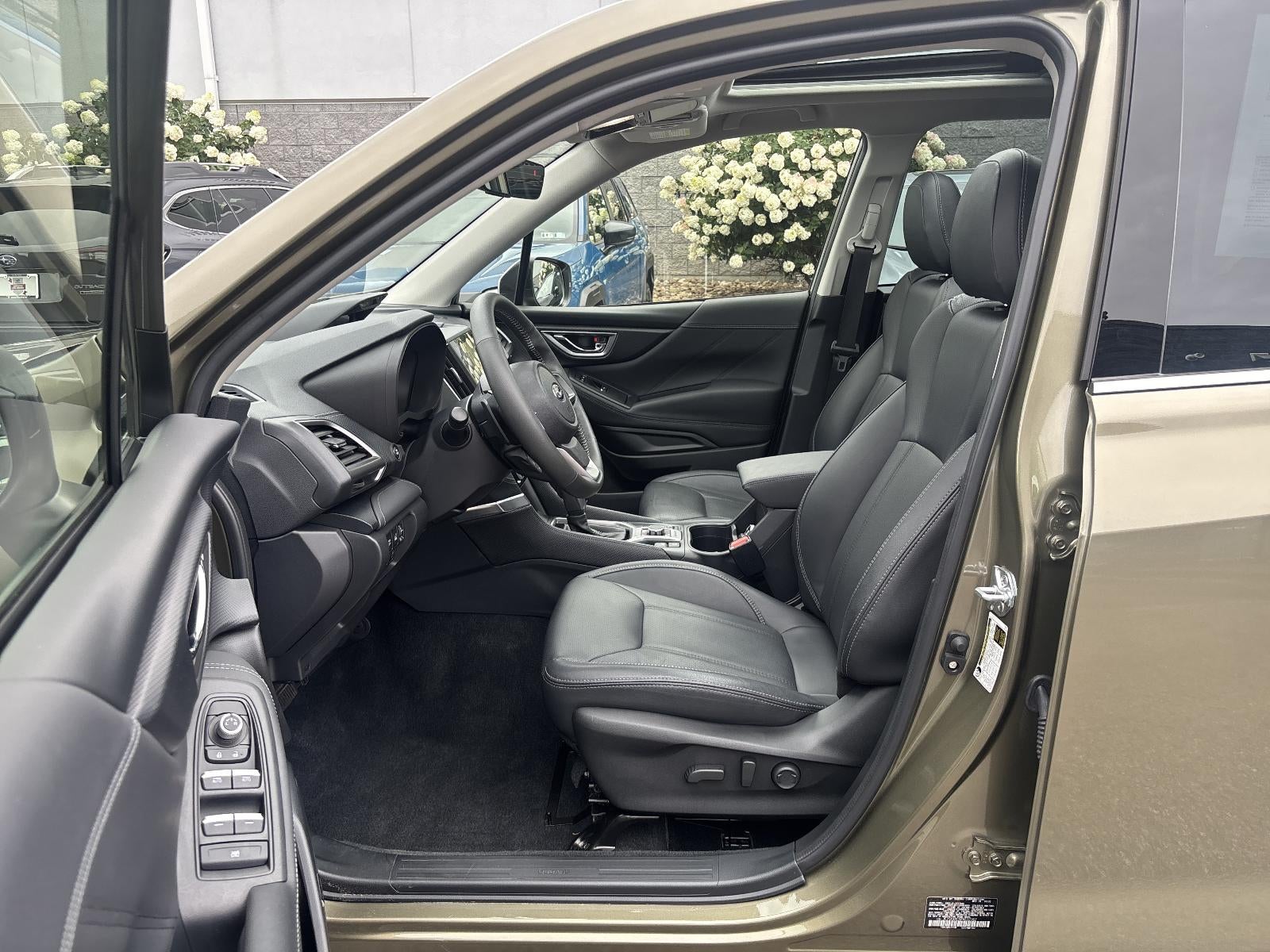 2023 Subaru Forester Touring CVT