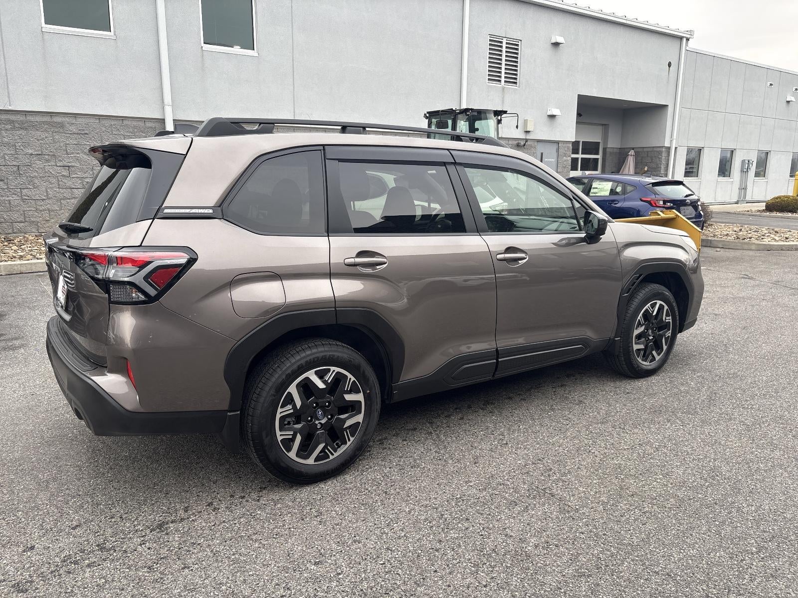 2025 Subaru Forester Premium AWD