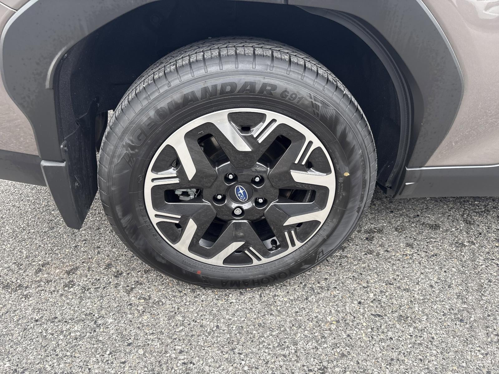 2025 Subaru Forester Premium AWD