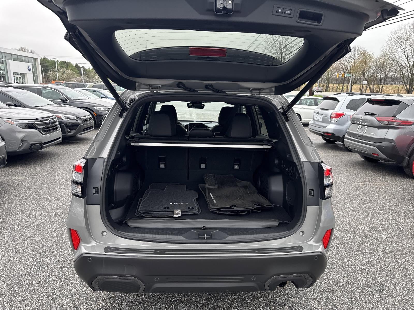 2025 Subaru Forester Limited Hybrid AWD