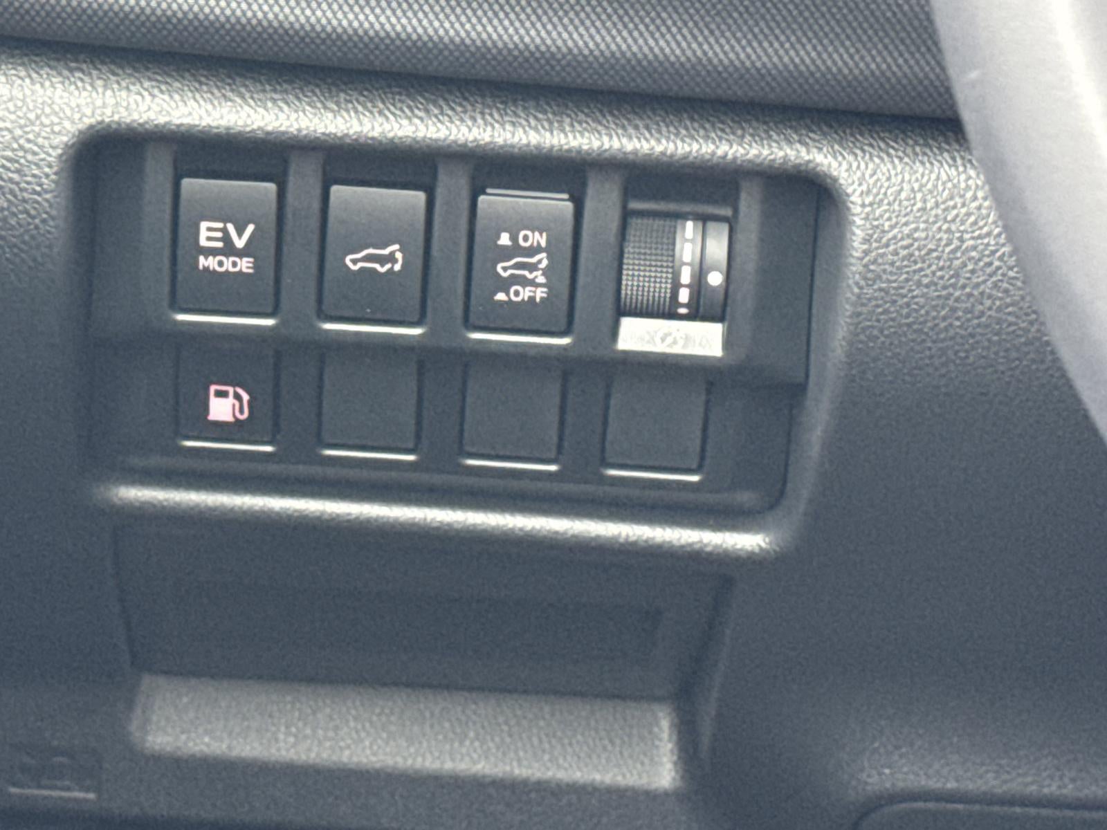 2025 Subaru Forester Limited Hybrid AWD