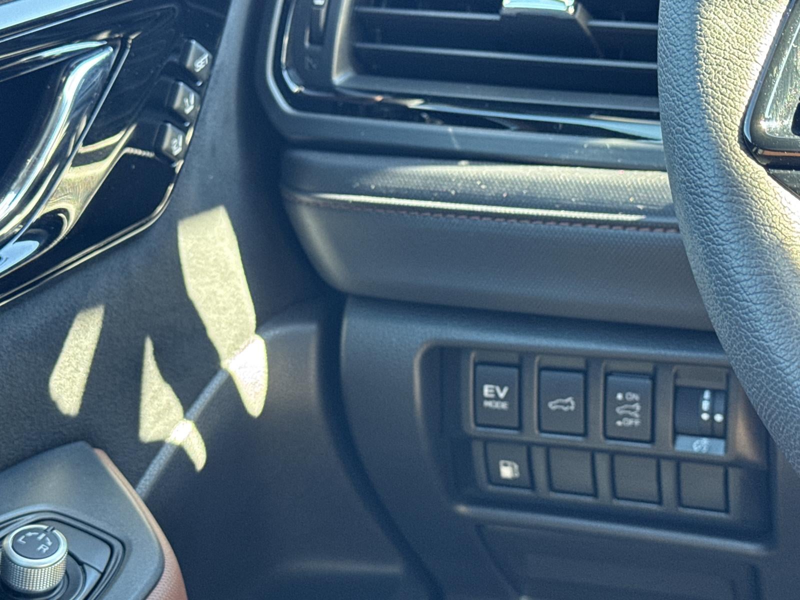 2025 Subaru Forester Touring Hybrid AWD