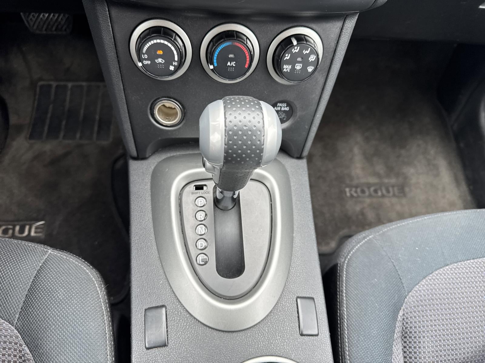 2013 Nissan Rogue AWD 4dr SV