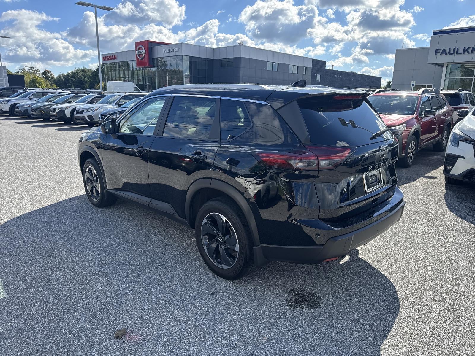 2024 Nissan Rogue AWD SV