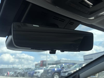2025 Toyota Prius LE AWD (Natl)