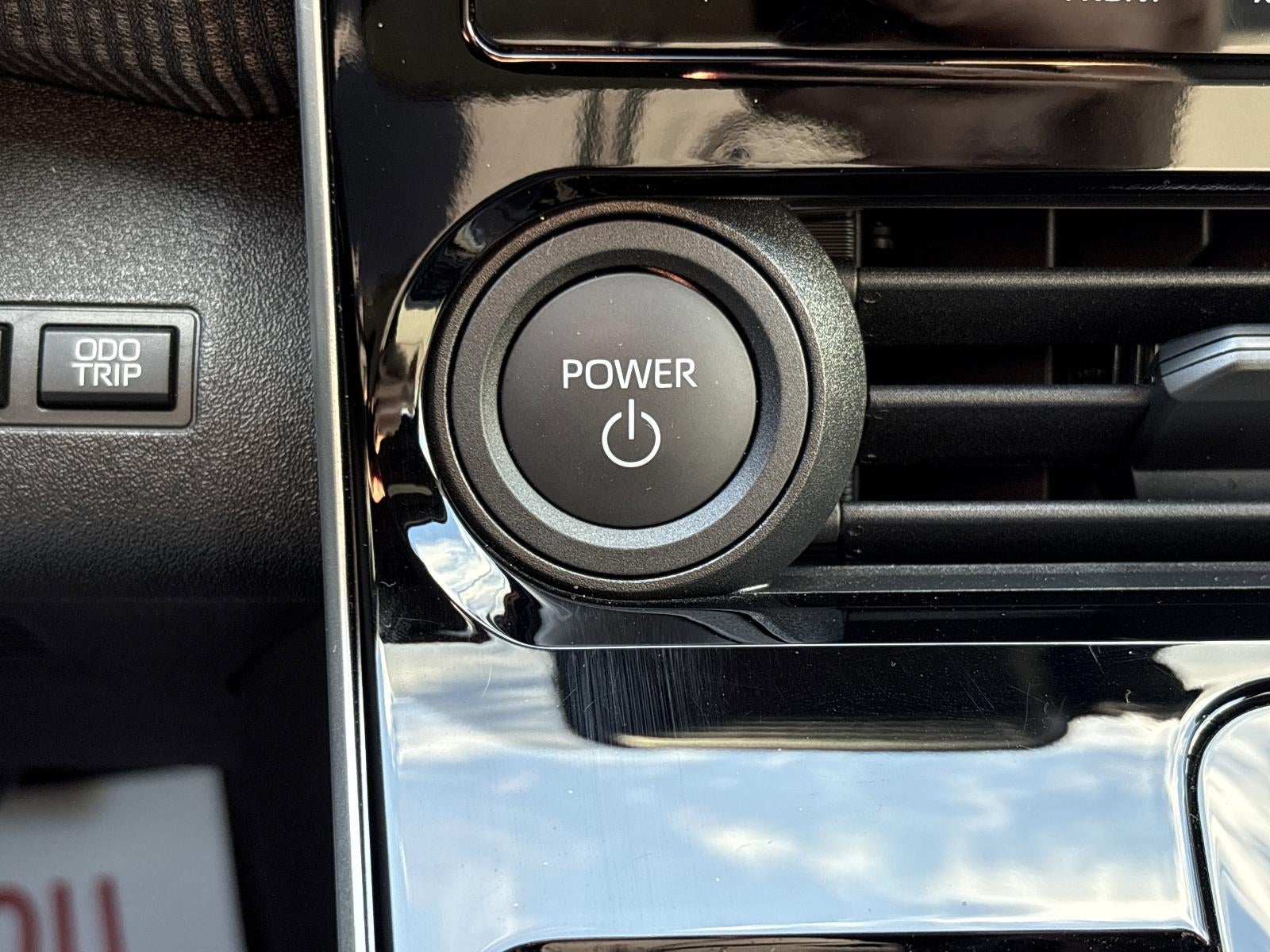 2025 Subaru Solterra Premium AWD