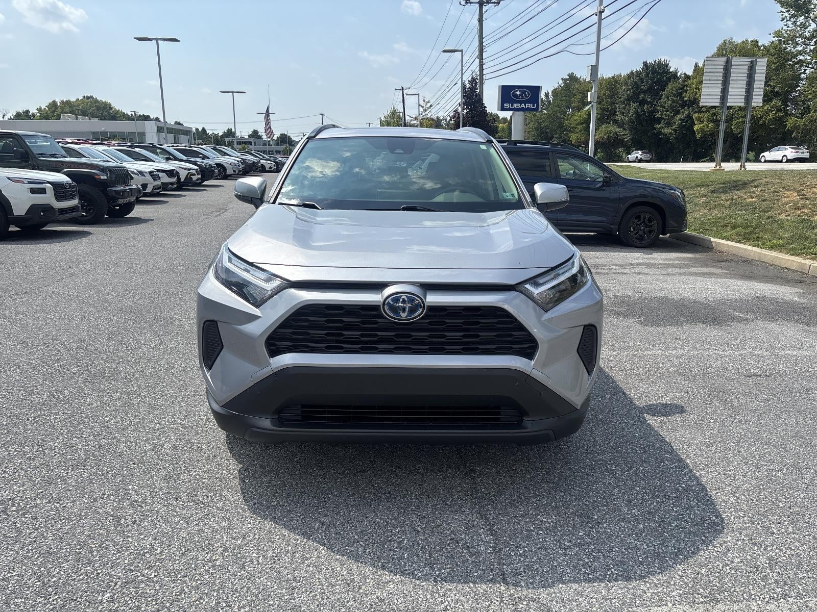 2023 Toyota RAV4 Hybrid XLE AWD (Natl)