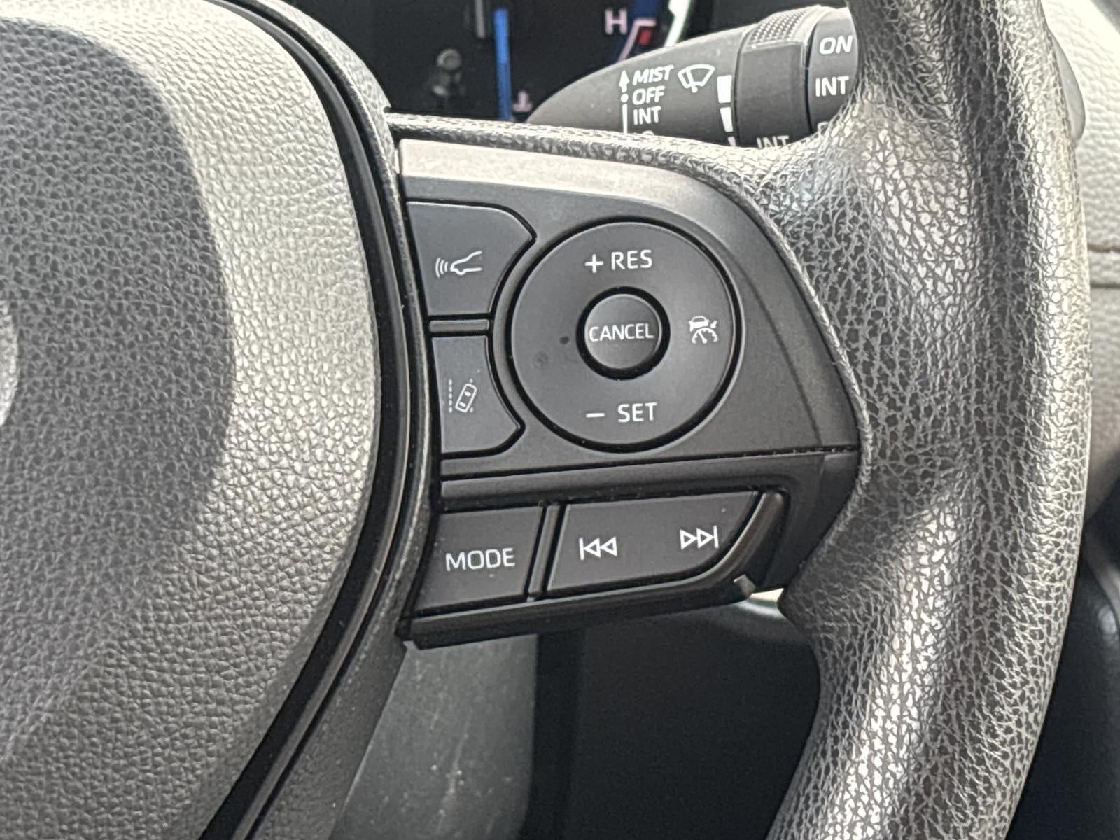2023 Toyota RAV4 Hybrid XLE AWD (Natl)