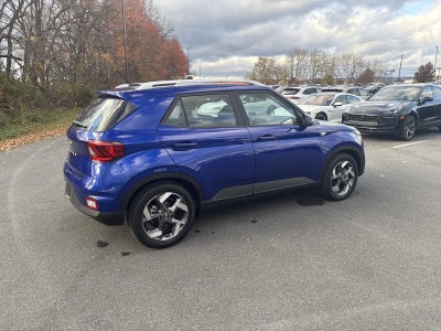 2024 Hyundai VENUE SEL IVT