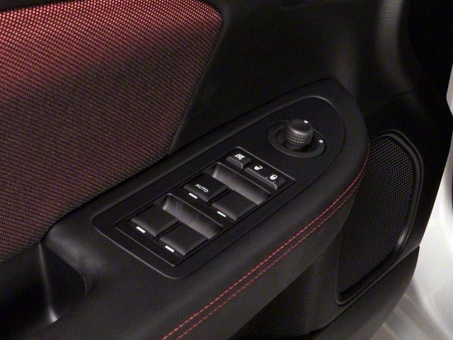 2011 Dodge Avenger 4dr Sdn Heat