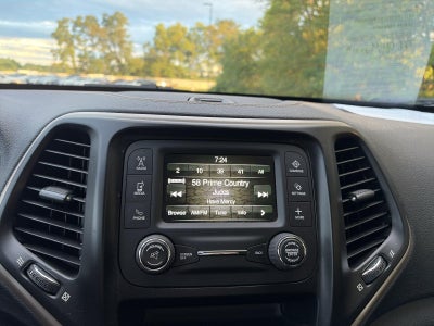 2016 Jeep Cherokee 4WD 4dr Sport