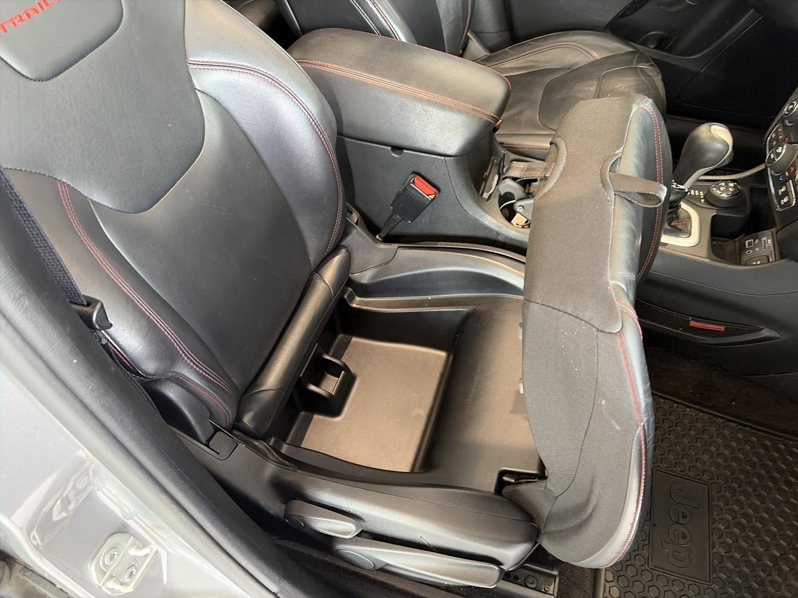 2016 Jeep Cherokee 4WD 4dr Trailhawk