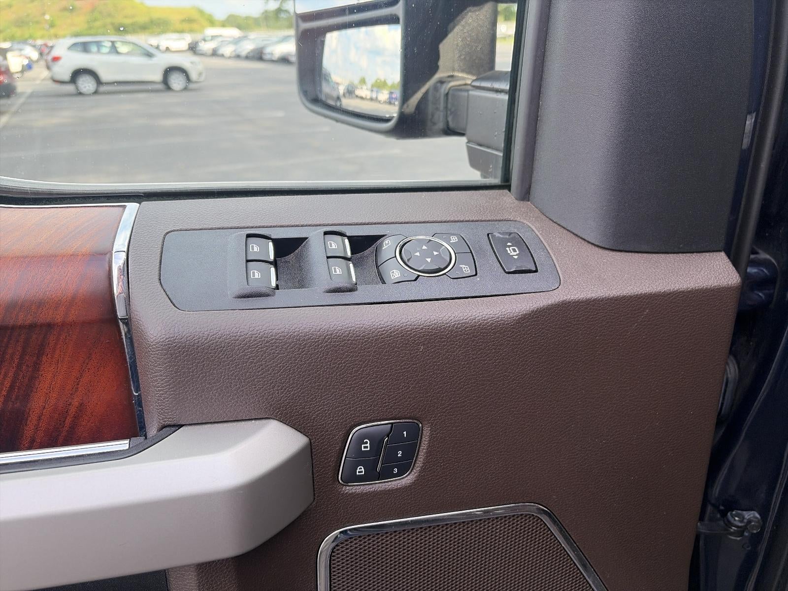 2018 Ford Super Duty F-250 SRW King Ranch 4WD Crew Cab 6.75' Box