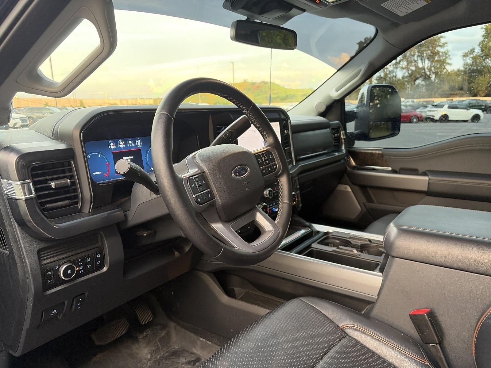2025 Ford Super Duty F-250 SRW LARIAT 4WD Crew Cab 6.75' Box