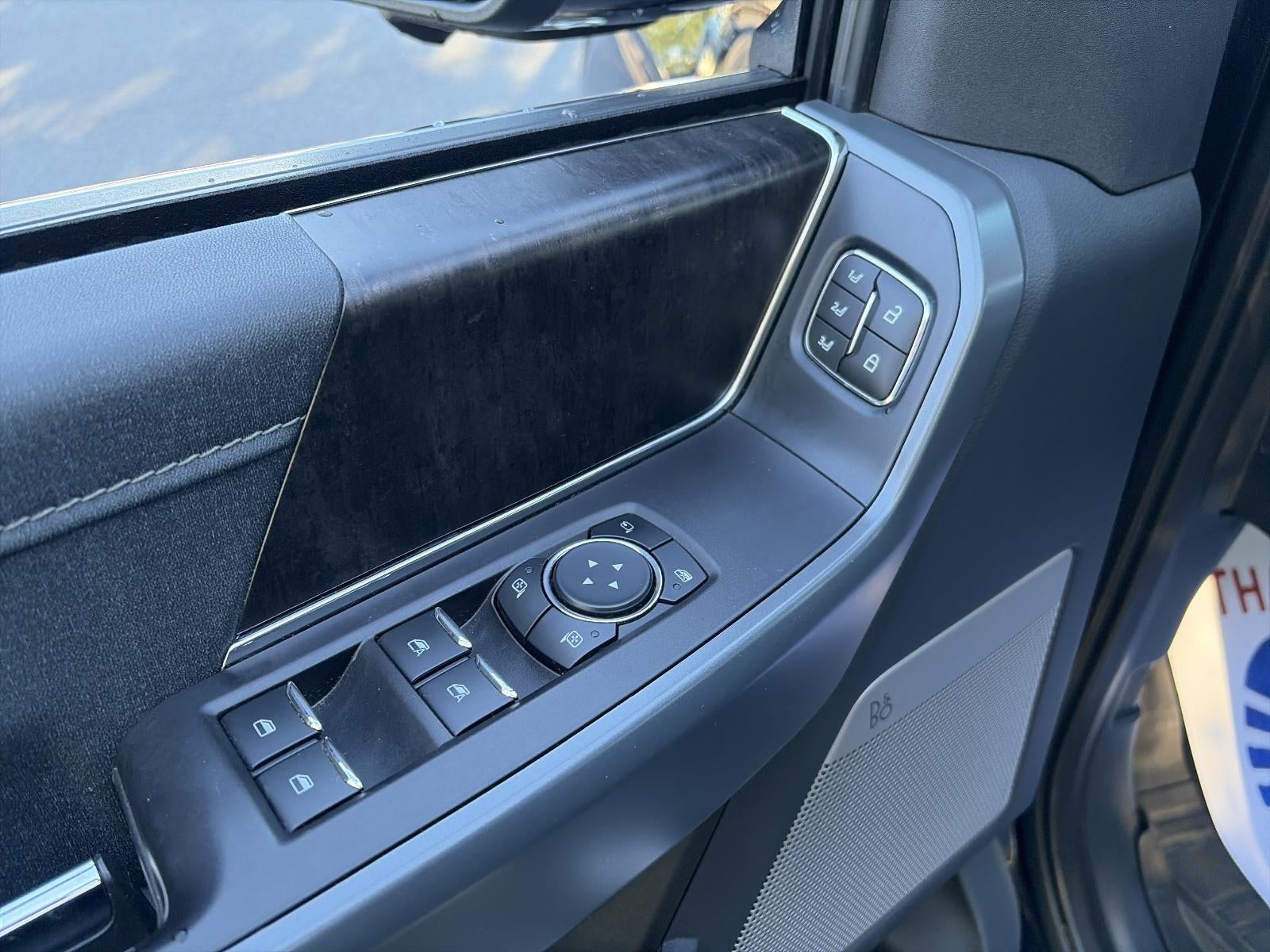 2021 Ford F-150 LARIAT 4WD SuperCrew 5.5' Box