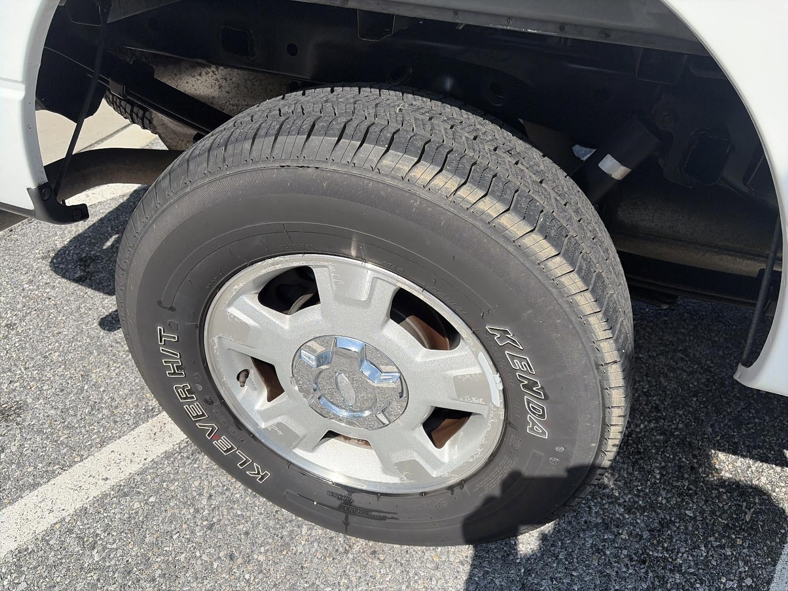 2013 Ford F-150 4WD SuperCrew 5-1/2 Ft Box XLT