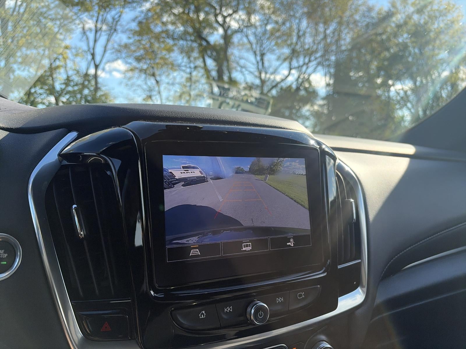 2022 Chevrolet Traverse AWD 1LT