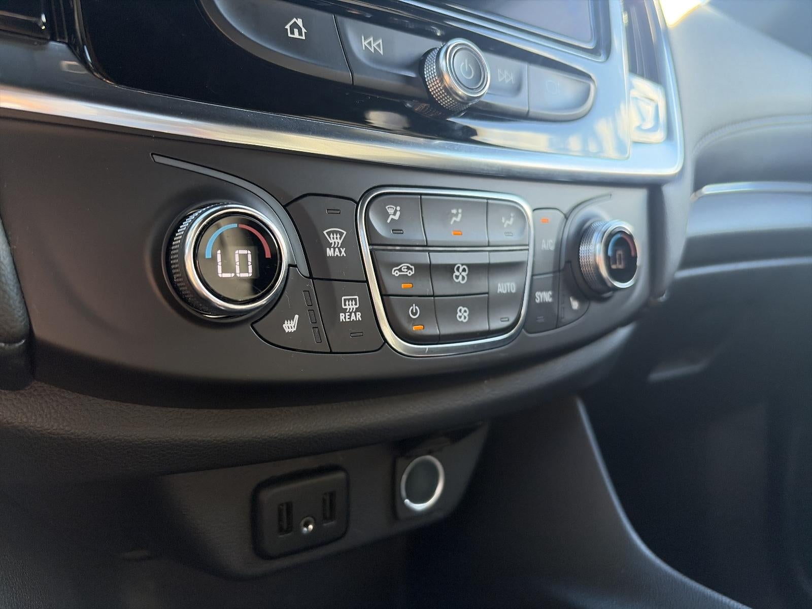 2022 Chevrolet Traverse AWD 1LT