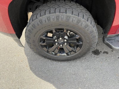 2021 GMC Canyon Crew Cab Short Box 4-Wheel Drive AT4 w/Leather