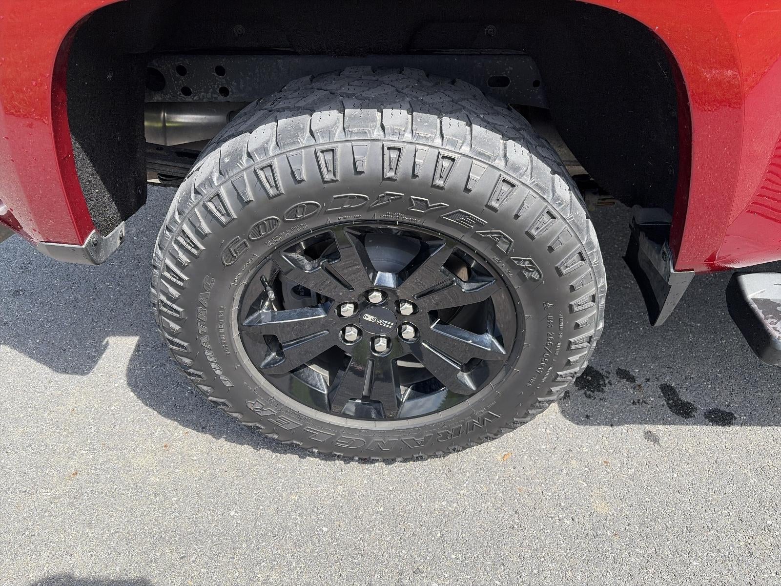 2021 GMC Canyon Crew Cab Short Box 4-Wheel Drive AT4 w/Leather
