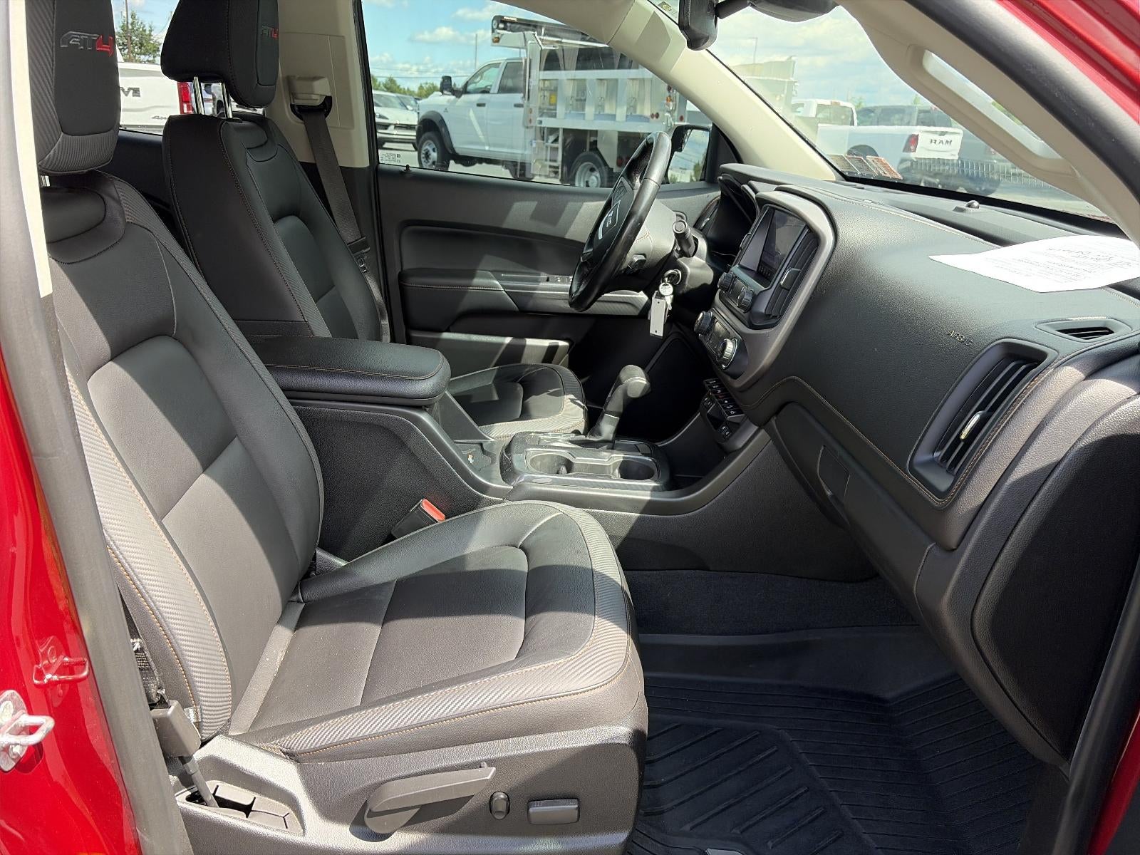 2021 GMC Canyon Crew Cab Short Box 4-Wheel Drive AT4 w/Leather