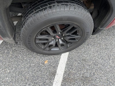 2020 GMC Sierra 1500 Crew Cab Short Box 4-Wheel Drive SLT