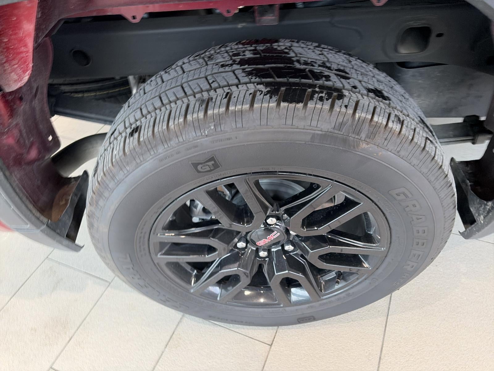 2024 GMC Sierra 1500 Crew Cab Short Box 4-Wheel Drive Elevation 3SB