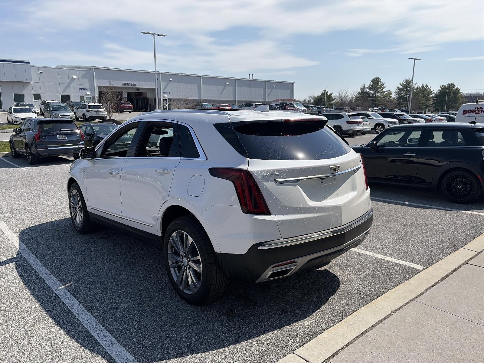 2025 Cadillac XT5 FWD 4dr Premium Luxury