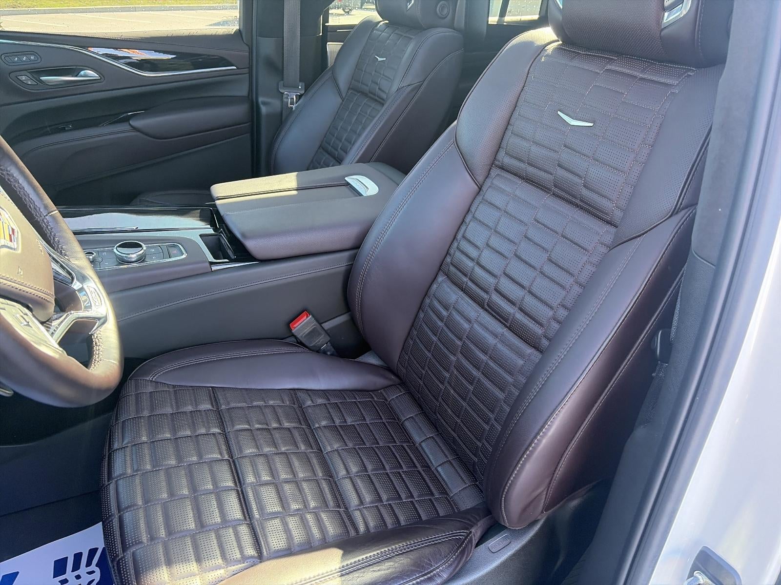 2023 Cadillac Escalade ESV AWD V-Series