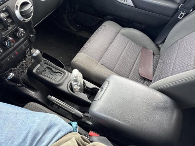 2011 Jeep Wrangler Unlimited 4WD 4dr Sahara