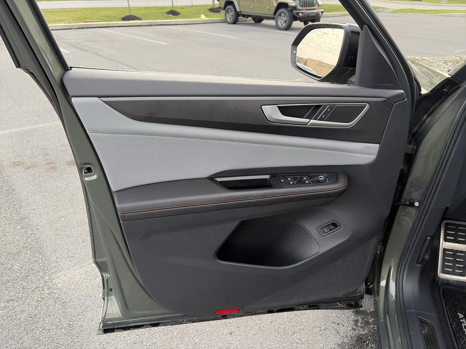 2024 Volkswagen Atlas 2.0T Peak Edition SE w/Technology 4MOTION