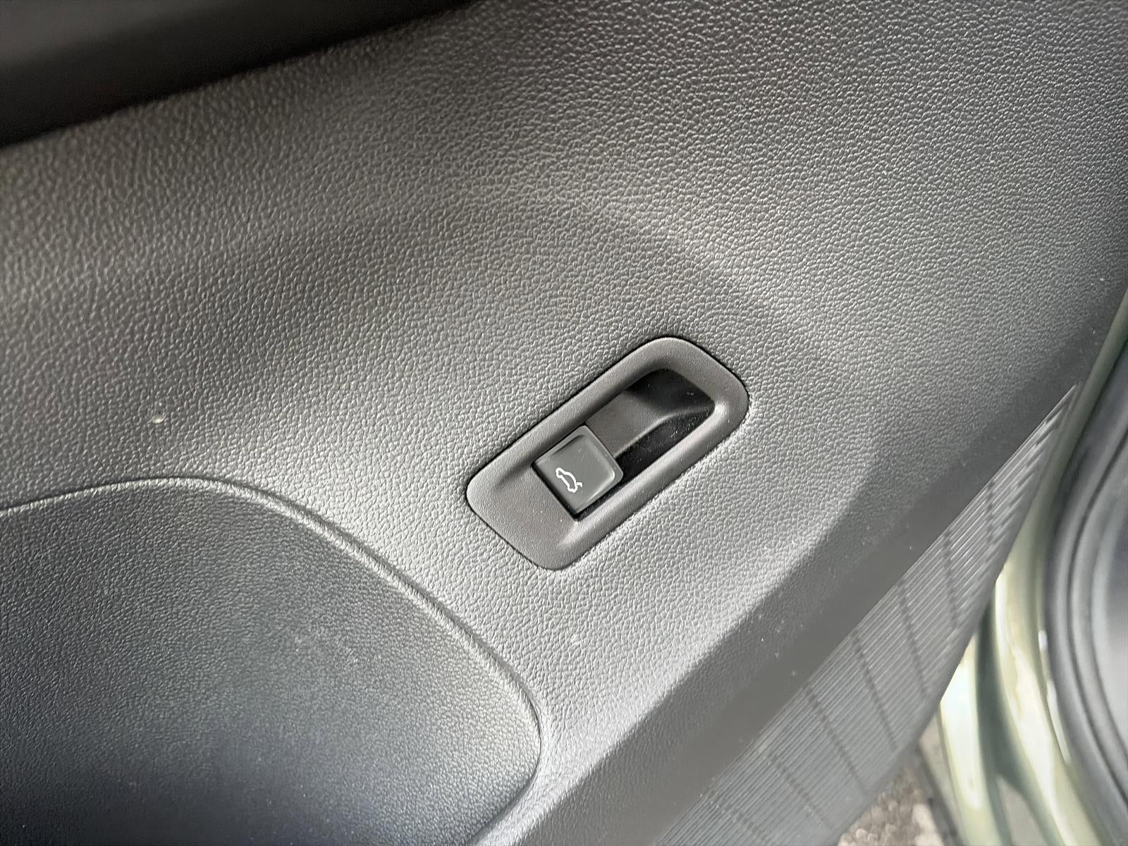 2024 Volkswagen Atlas 2.0T Peak Edition SE w/Technology 4MOTION