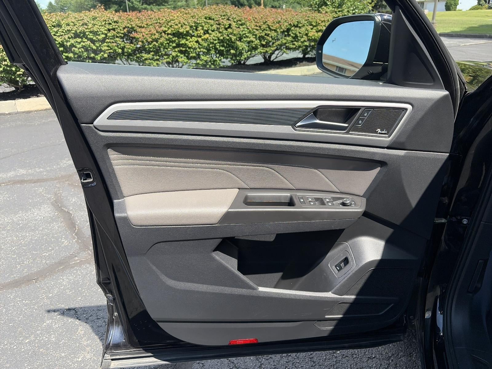 2023 Volkswagen Atlas Cross Sport 3.6L V6 SEL Premium R-Line 4MOTION