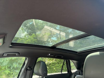 2023 Volkswagen Atlas Cross Sport 3.6L V6 SEL Premium R-Line 4MOTION