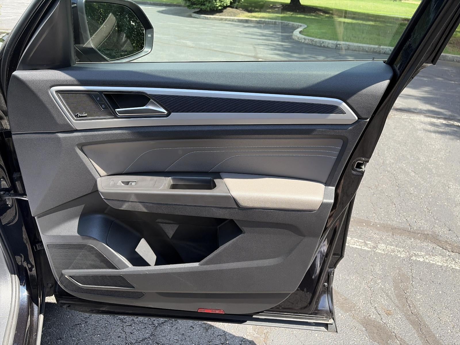 2023 Volkswagen Atlas Cross Sport 3.6L V6 SEL Premium R-Line 4MOTION