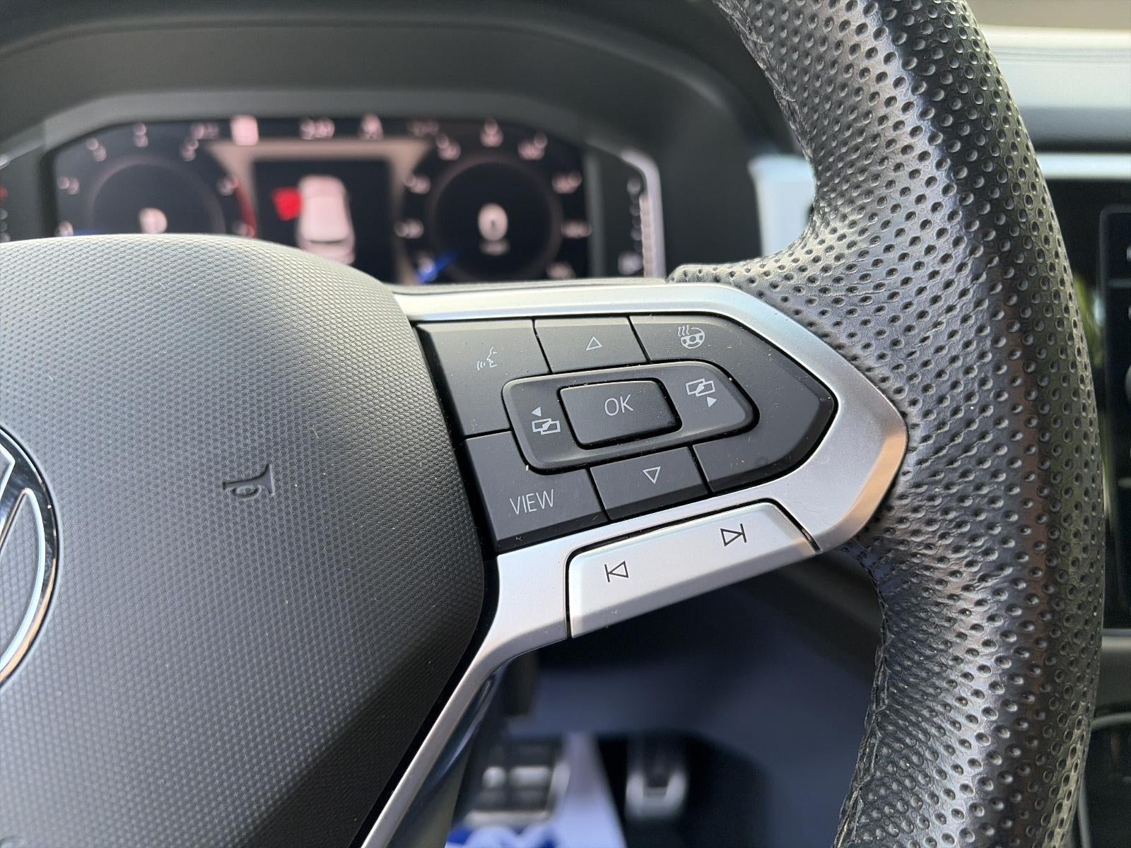 2023 Volkswagen Atlas Cross Sport 3.6L V6 SEL Premium R-Line 4MOTION