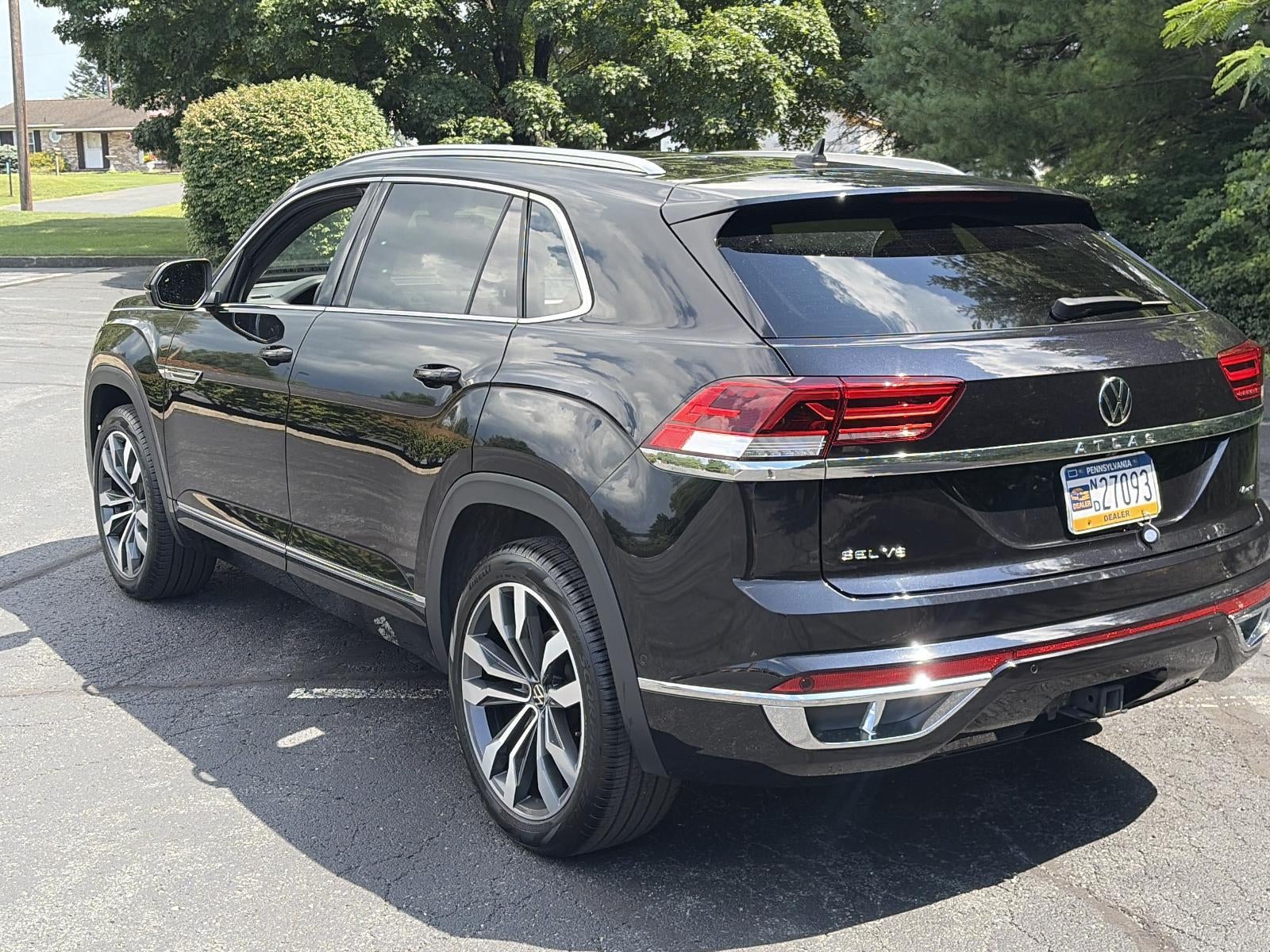 2023 Volkswagen Atlas Cross Sport 3.6L V6 SEL Premium R-Line 4MOTION