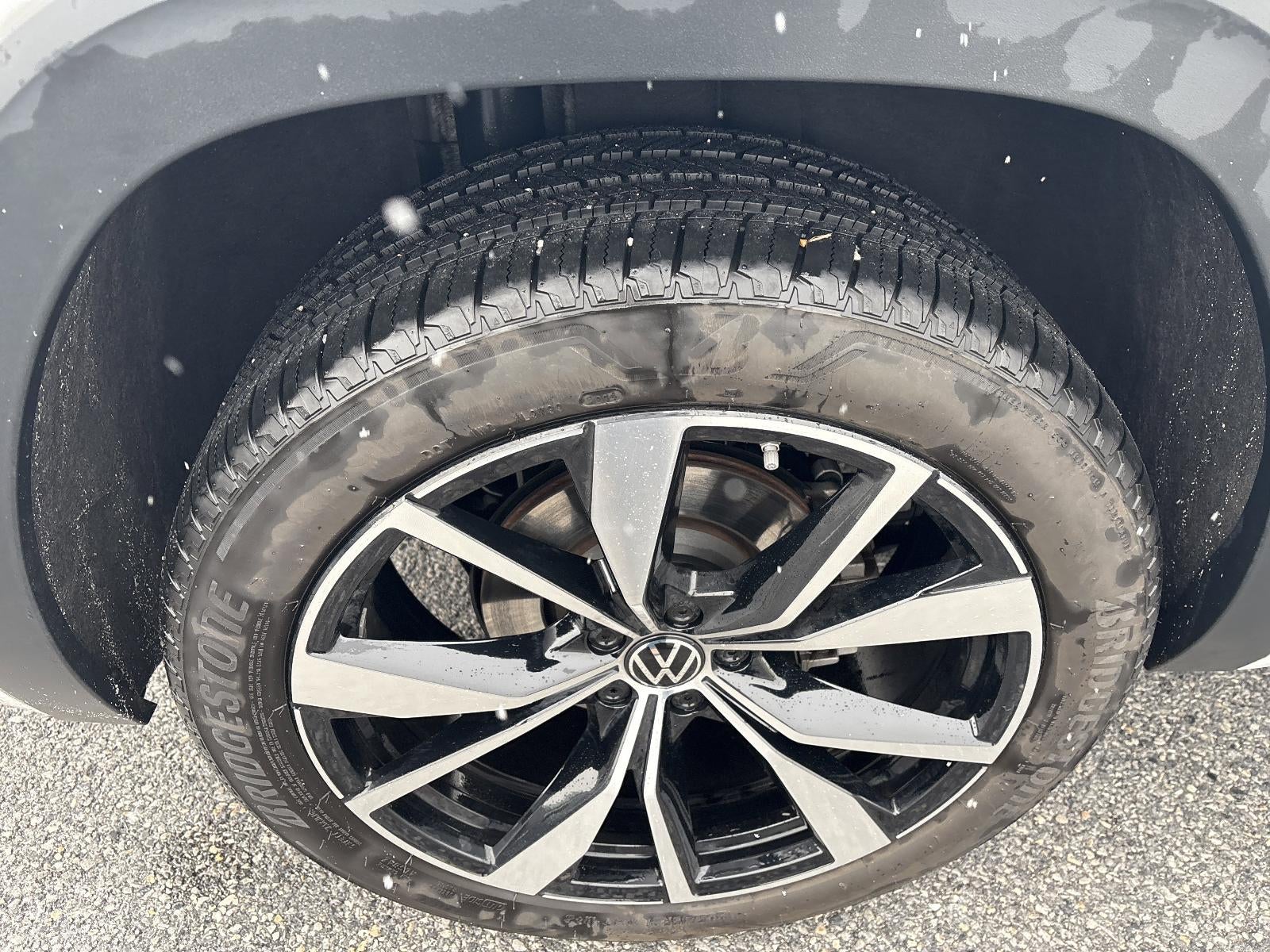 2024 Volkswagen Atlas 2.0T SEL Premium R-Line 4MOTION