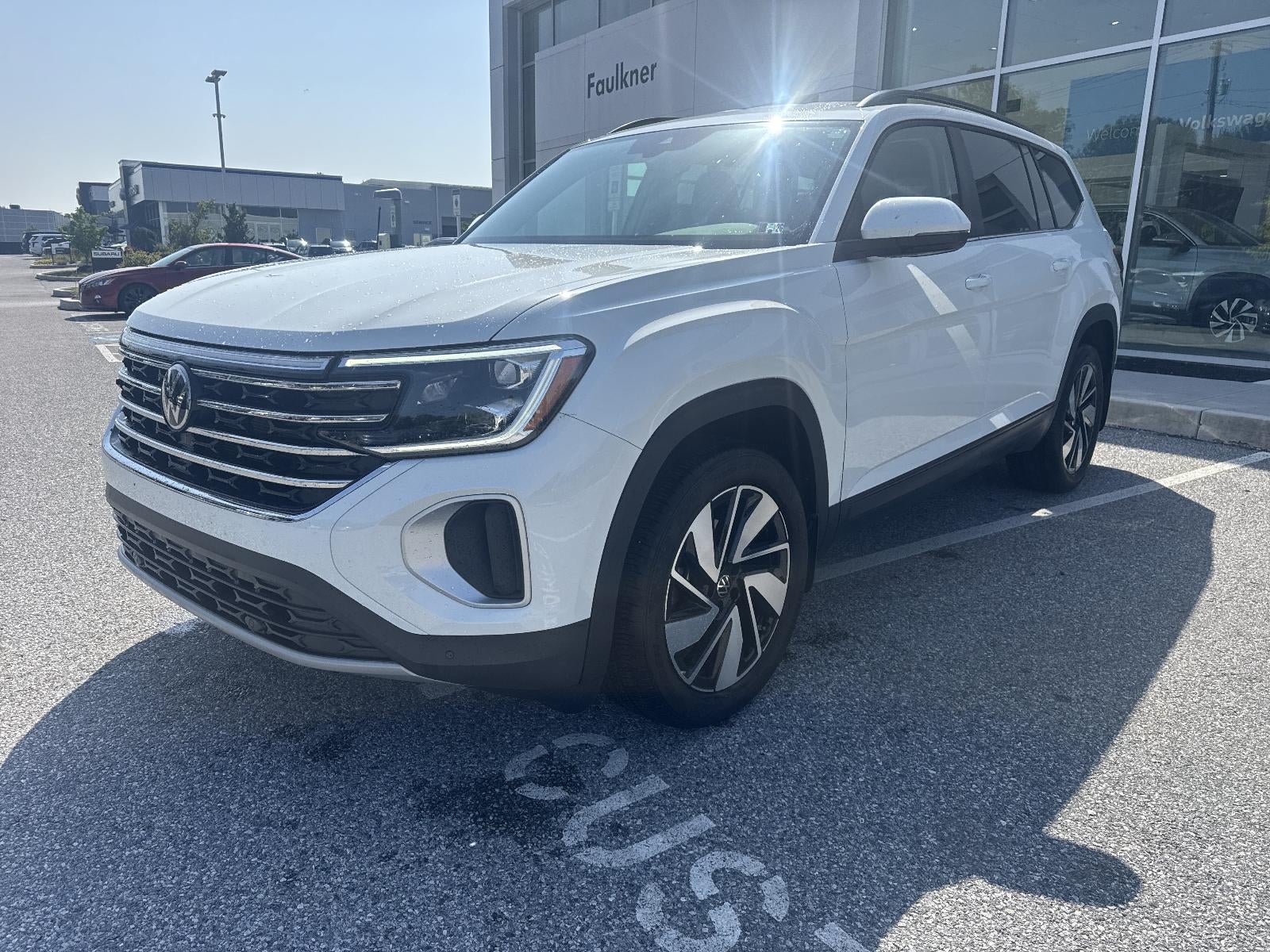 2024 Volkswagen Atlas 2.0T SE w/Technology 4MOTION