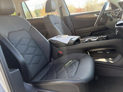 2024 Volkswagen Atlas 2.0T SE w/Technology 4MOTION