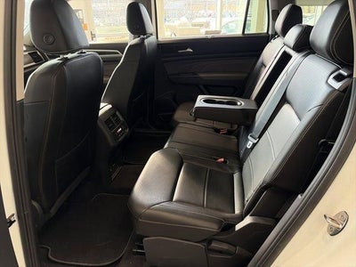 2022 Volkswagen Atlas 3.6L V6 SE w/Technology 4MOTION