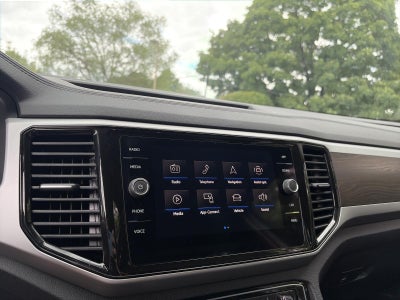 2023 Volkswagen Atlas 3.6L V6 SE w/Technology 4MOTION