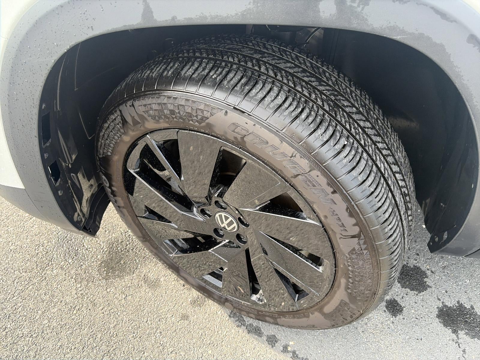 2026 Volkswagen Atlas 2.0T SE w/Technology 4MOTION