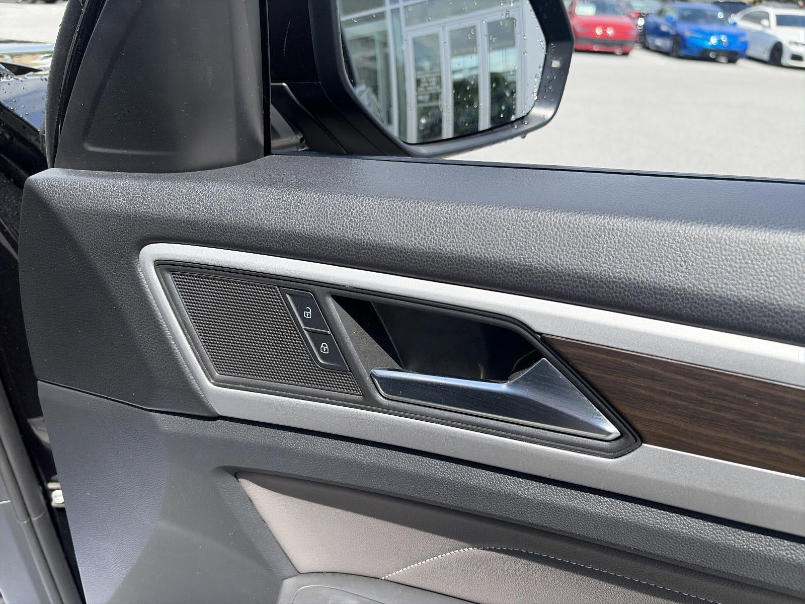 2023 Volkswagen Atlas 2.0T SE w/Technology 4MOTION