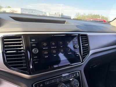 2023 Volkswagen Atlas 2.0T SE w/Technology 4MOTION
