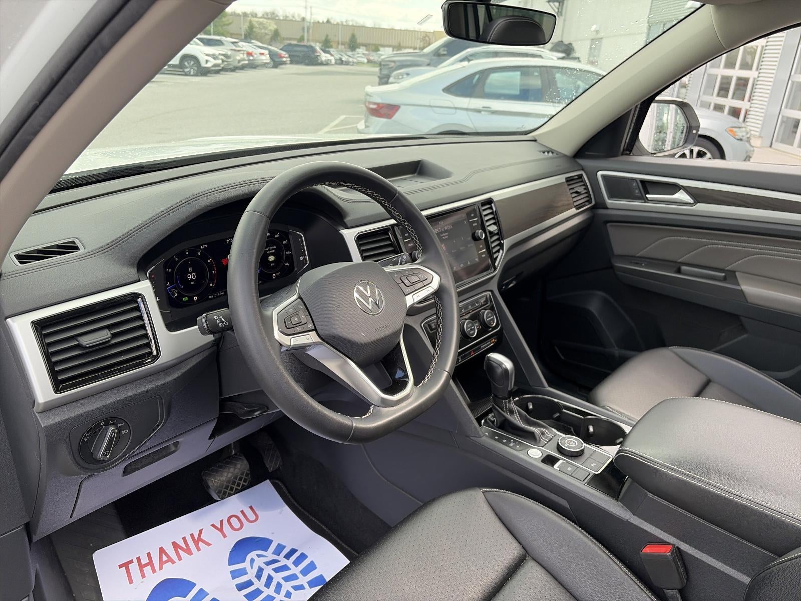 2023 Volkswagen Atlas 2.0T SE w/Technology 4MOTION