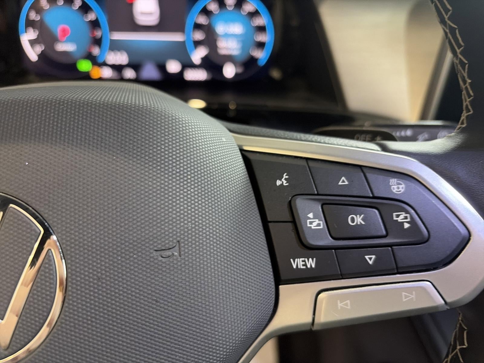 2025 Volkswagen Atlas Cross Sport 2.0T SE 4MOTION